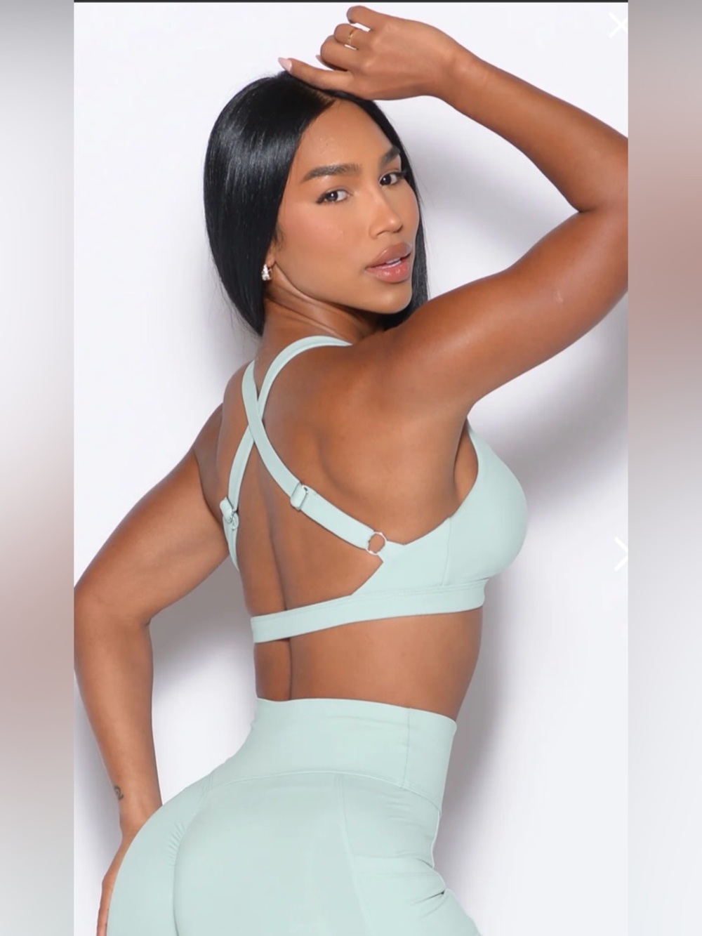 BOMBSHELL SPORTSWEAR SWEETHEART SPORTS BRA
Style: 01010321- EUC! - Picture 6 of 11